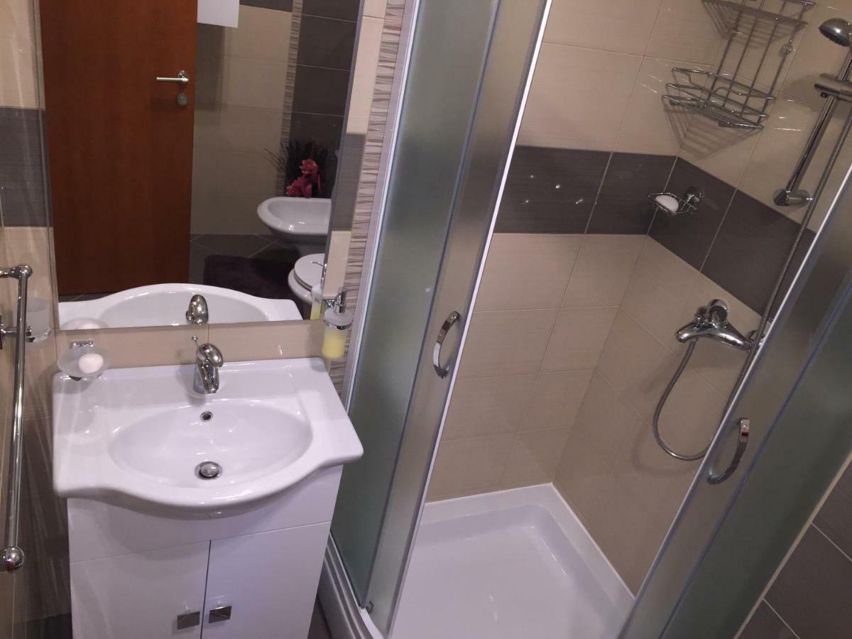 Apartment Trstenik Split Eksteriør bilde
