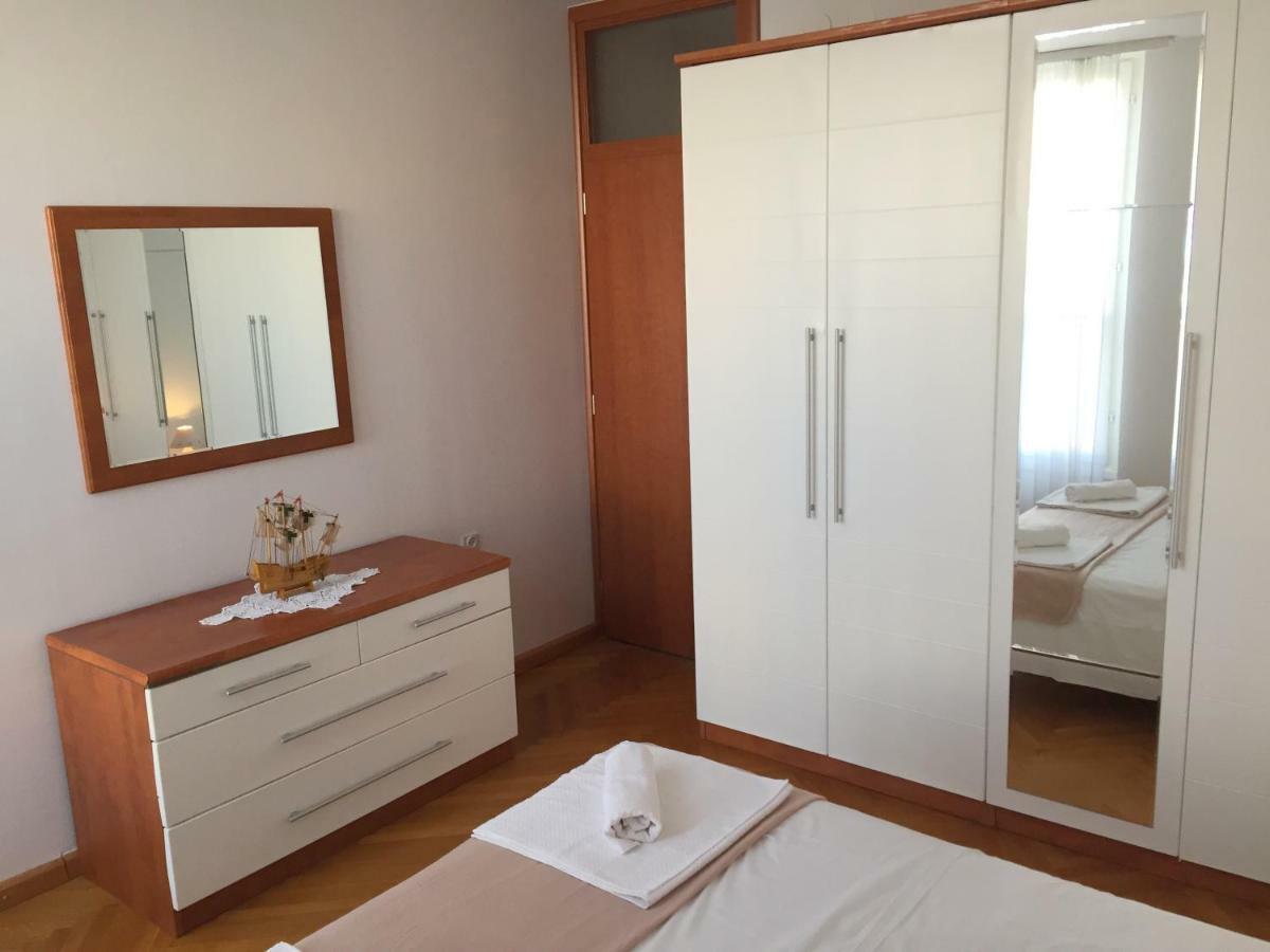 Apartment Trstenik Split Eksteriør bilde